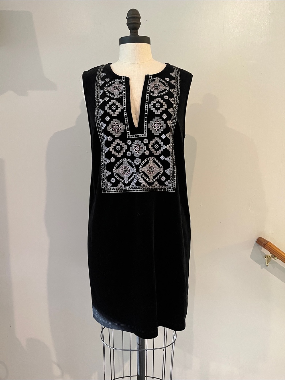 Abercrombie & Fitch velvet tunic black mini dress beaded L NWT